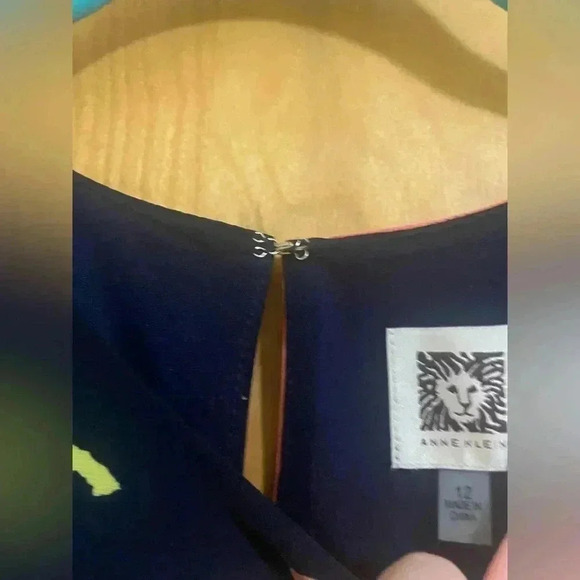 Anne Klein Navy Floral Sleeveless Keyhole Fully Lined Dress Size 12 NWT - Picture 7 of 12